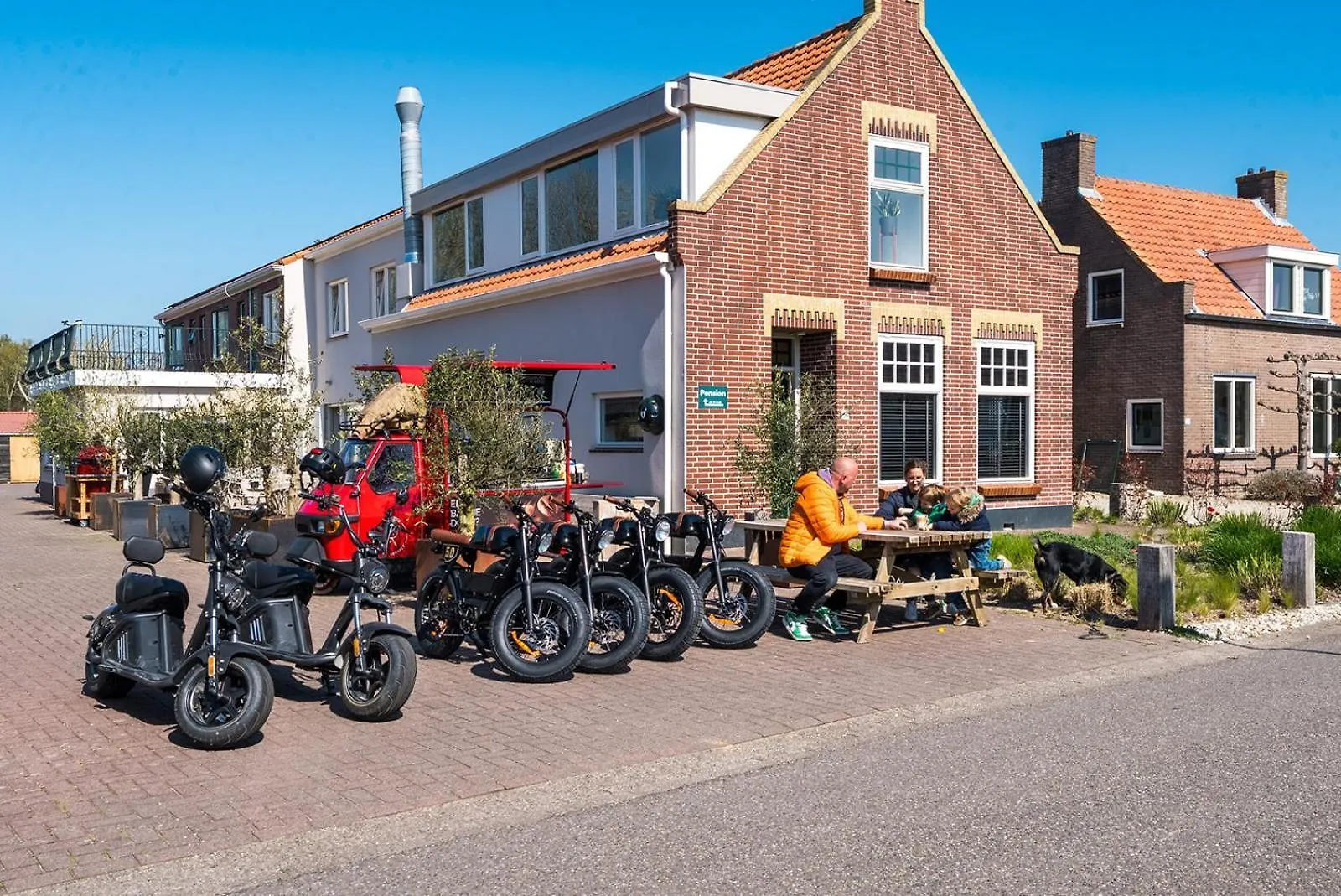 10 2-Sterren Hotels aan de Nederlandse Kust die Opvallen